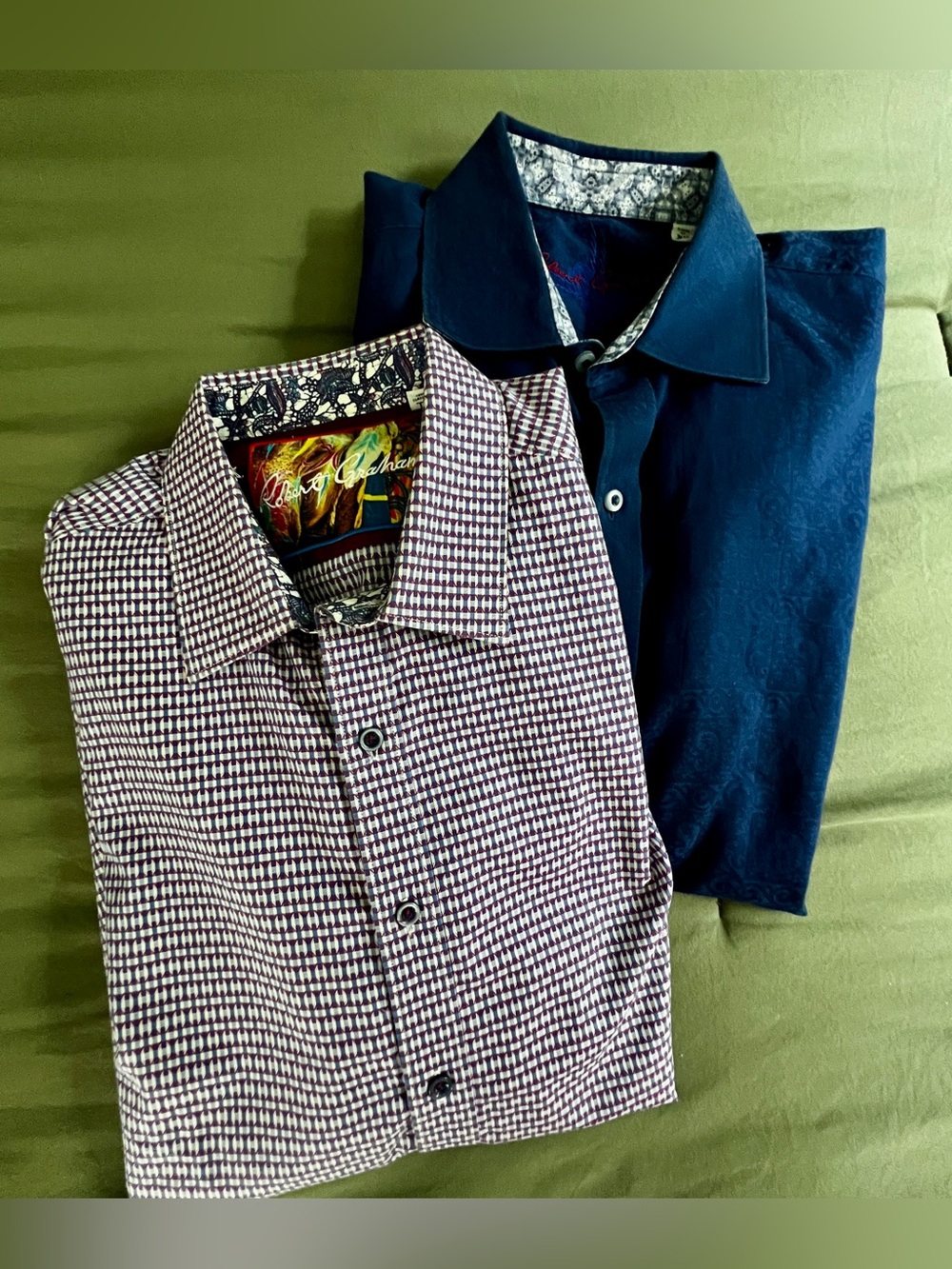 ROBERT GRAHAM LOT OF 2 SHIRTS IN PRISTINE CONDITION XL